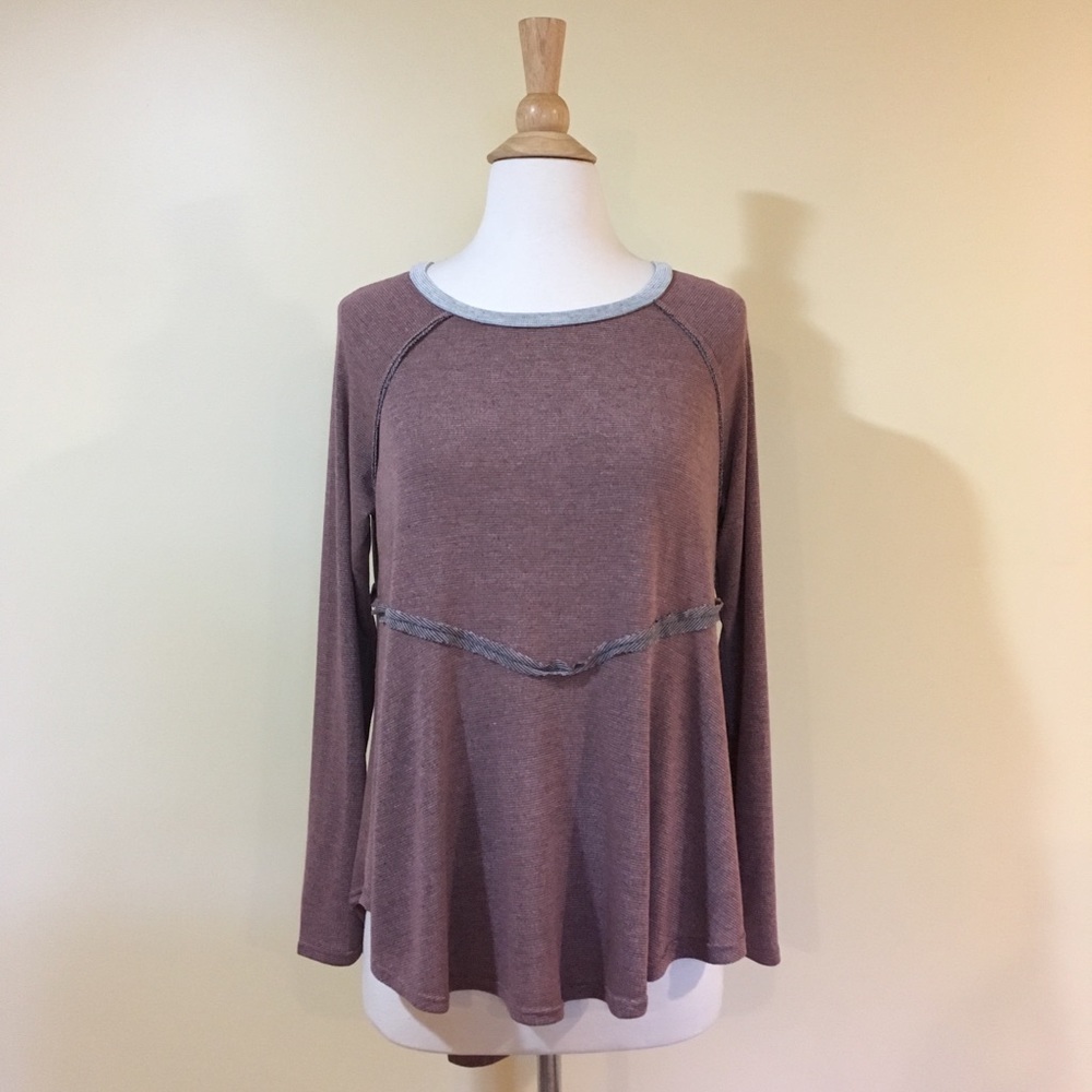 Raw Seam High Low Marled Mauve Knit Tunic Top - Picture 2 of 5
